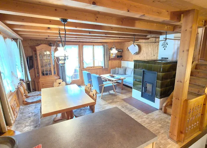 Stutz Hausteil Links By Interhome