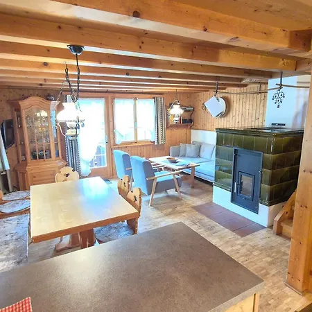 Stutz Hausteil Links By Interhome